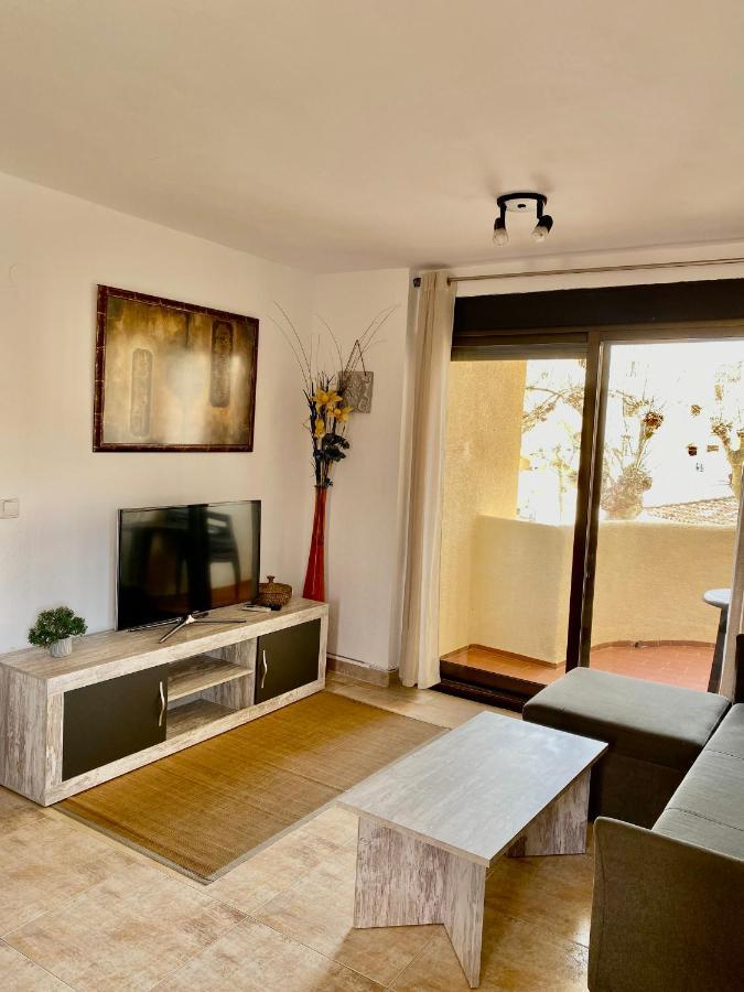 La Felicidad Vybdenia Apartment Ngoại thất bức ảnh